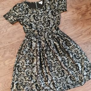 Amelia dress Lularoe M